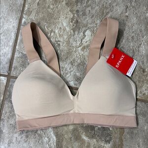 SPANX Soft Beige Wireless Everyday Bra with Taupe Band